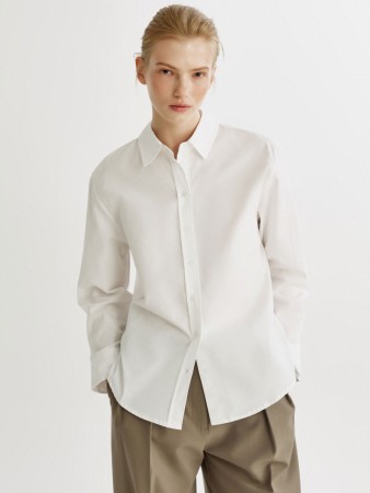 классическая рубашка прямого кроя фотография