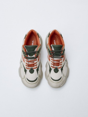 комбинированные кроссовки фотография