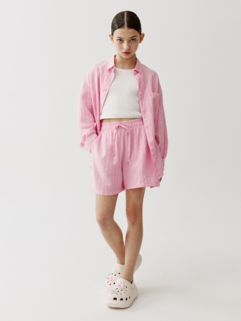 короткие шорты из смесового льна для девочек фотография