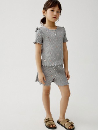 короткие шорты с принтом для девочек фотография