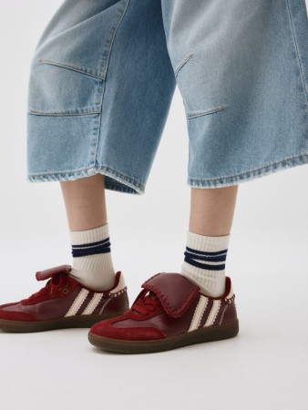 кожаные кеды с удлиненным язычком детские фотография