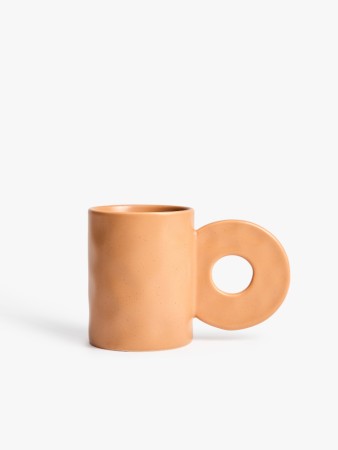 кружка из каменной керамики фотография