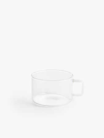 кружка из стекла - посуда для напитков