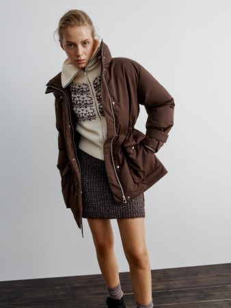 куртка с высоким воротником - куртки и пуховики со стопперами 