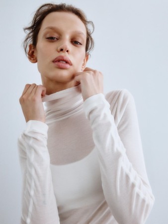 лонгслив из 100% лиоцелла фотография