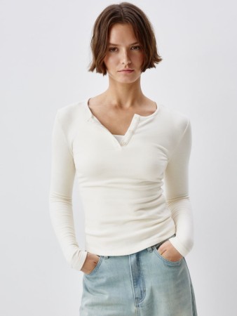 лонгслив на пуговицах - женская одежда облегающая 