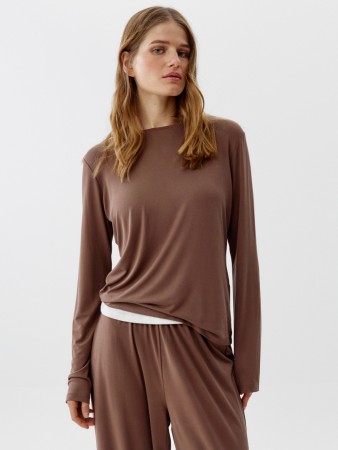 лонгслив приталенный из смесовой вискозы фотография