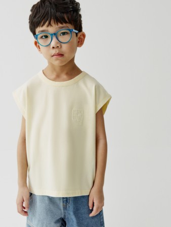 майка с вышивкой для мальчиков фотография