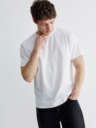 набор из 2 футболок прямого кроя фотография