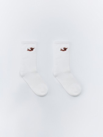 носки с вышивкой фотография