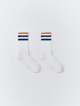 носки с жаккардовой надписью и полосками - женская одежда жаккардовая 