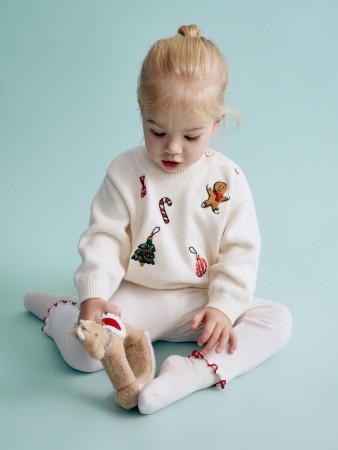 новогодний джемпер с вышивкой для малышей фотография