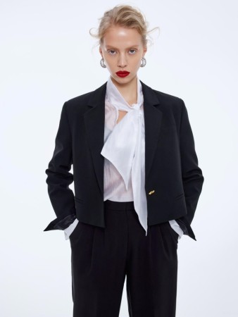 однобортный укороченный жакет фотография