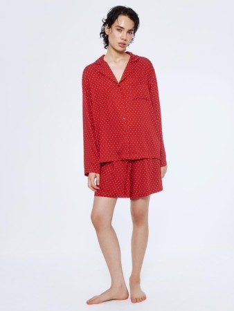 пижама с принтом в горошек из вискозы - домашняя одежда с воротником 
