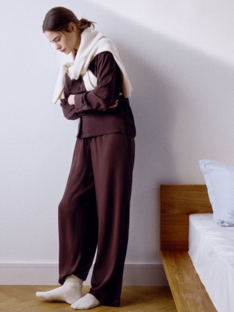 пижамные брюки из струящейся вискозы фотография