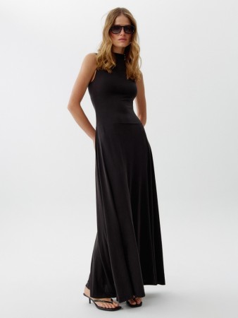 платье макси из смесовой вискозы фотография