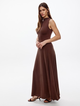 платье макси из смесовой вискозы фотография