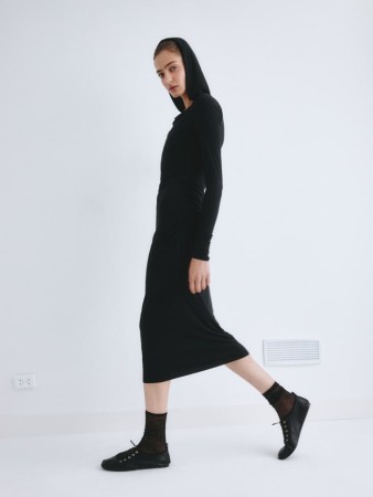 платье с капюшоном из линейки  young - детская одежда, обувь и аксессуары со сборками 