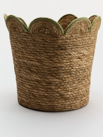 плетеная корзина с фигурной кромкой - товары для хранения