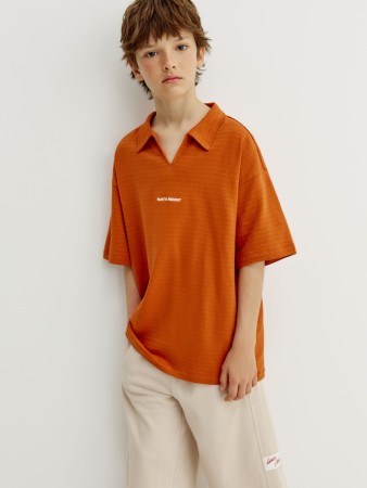 поло оверсайз с вышивкой для мальчиков фотография