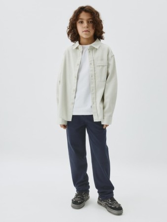 прямые брюки на резинке для мальчиков фотография