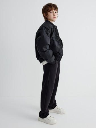 прямые брюки на резинке для мальчиков фотография