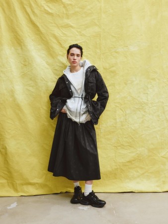 пышная юбка в крупный жаккардовый горошек фотография