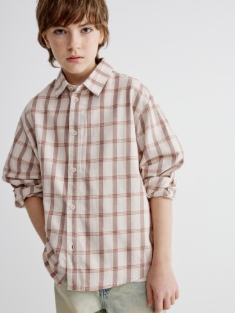 рубашка в клетку оверсайз для мальчиков фотография