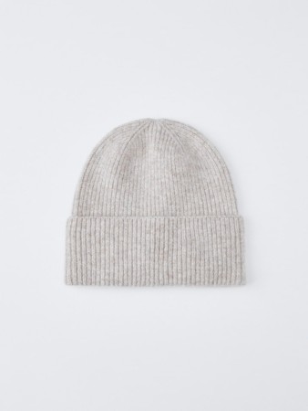 шапка-бини с содержанием шерсти из горнолыжной коллекции фотография