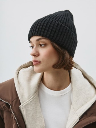 шапка-бини в рубчик - женские шапки трикотажные 