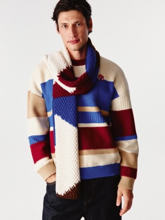 шарф из смесовой шерсти фотография