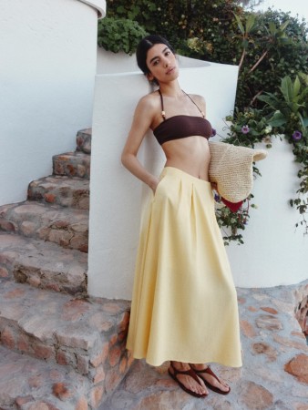 широкая юбка миди из смесовой вискозы и льна фотография