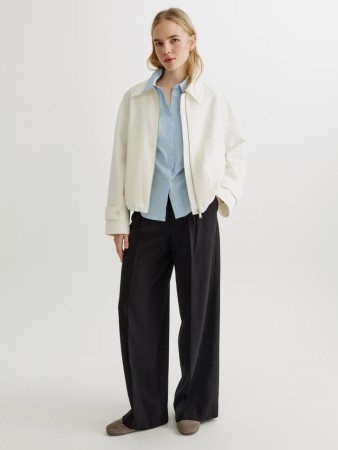 широкие брюки из смесовой вискозы фотография