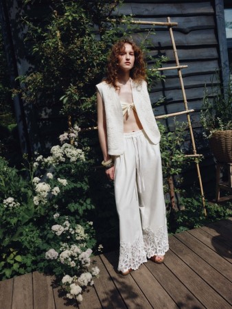 широкие брюки с кружевом фотография