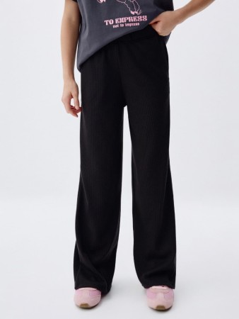 широкие брюки в рубчик для девочек фотография