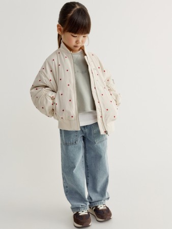 широкие джинсы на резинке для девочек фотография