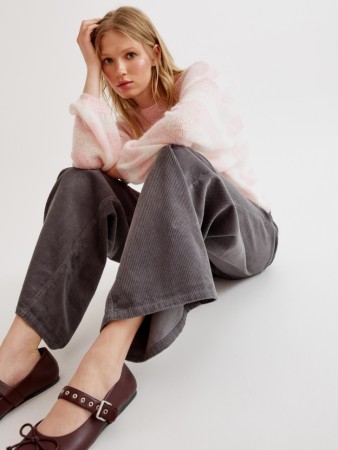 широкие вельветовые брюки с эффектом стирки - женская одежда замшевая 