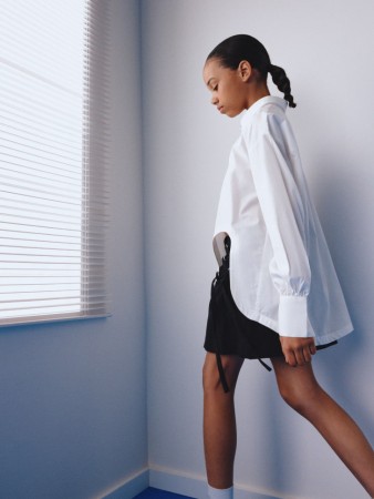 школьная блузка из хлопка и модала для девочек фотография