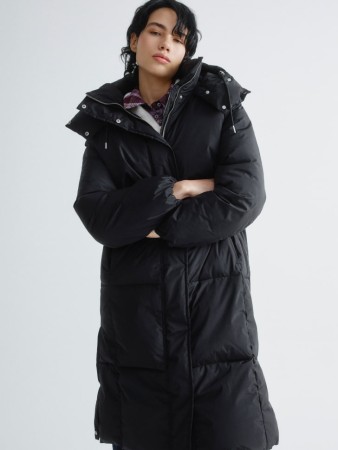 стеганое пальто с капюшоном - женская верхняя одежда объемная 