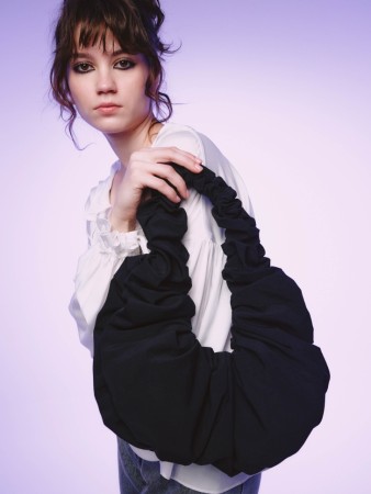 сумка хобо из линейки  young - сумки и чехлы нейлоновые 