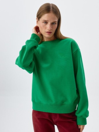 свитшот из футера с текстовой вышивкой - женская одежда с вышивкой 