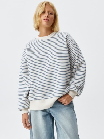 свитшот в полоску фотография