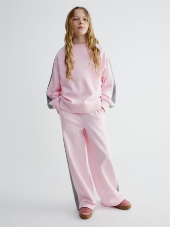 свободные брюки с лампасами для девочек фотография