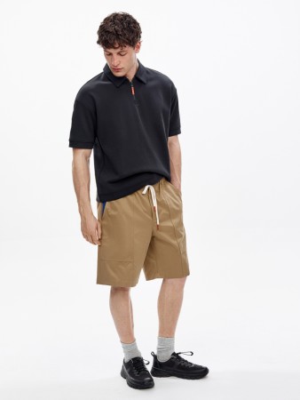 свободные шорты на резинке фотография