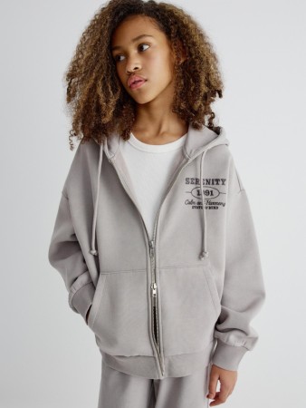 толстовка с капюшоном для девочек фотография