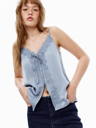 топ атласный с кружевом из линейки  young фотография