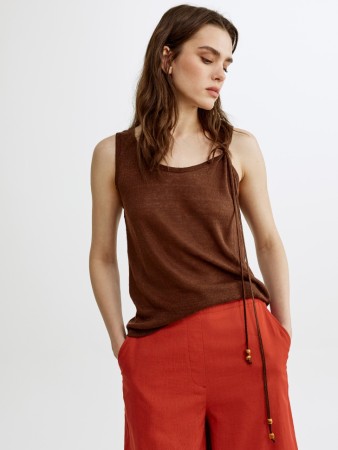 топ из льна с декоративной завязкой - женские топы и майки прилегающие 