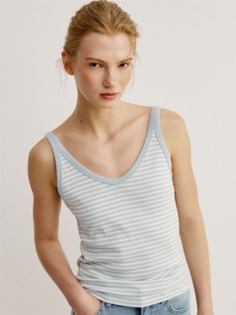 топ в рубчик на тонких бретелях - женские топы и майки приталенные 