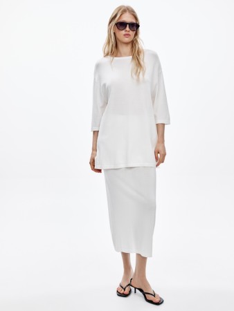 трикотажная юбка миди из смесовой вискозы фотография