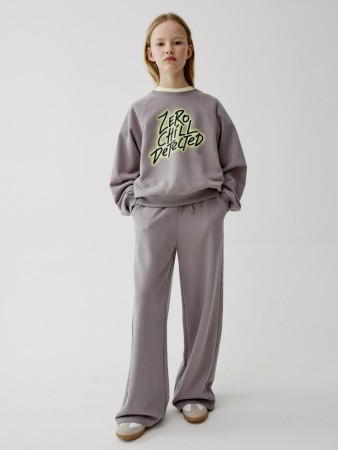 трикотажные брюки для девочек фотография